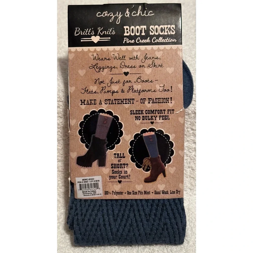 Britts Knits Pine Creek Boot Socks with NWT Buttons Navy Blue